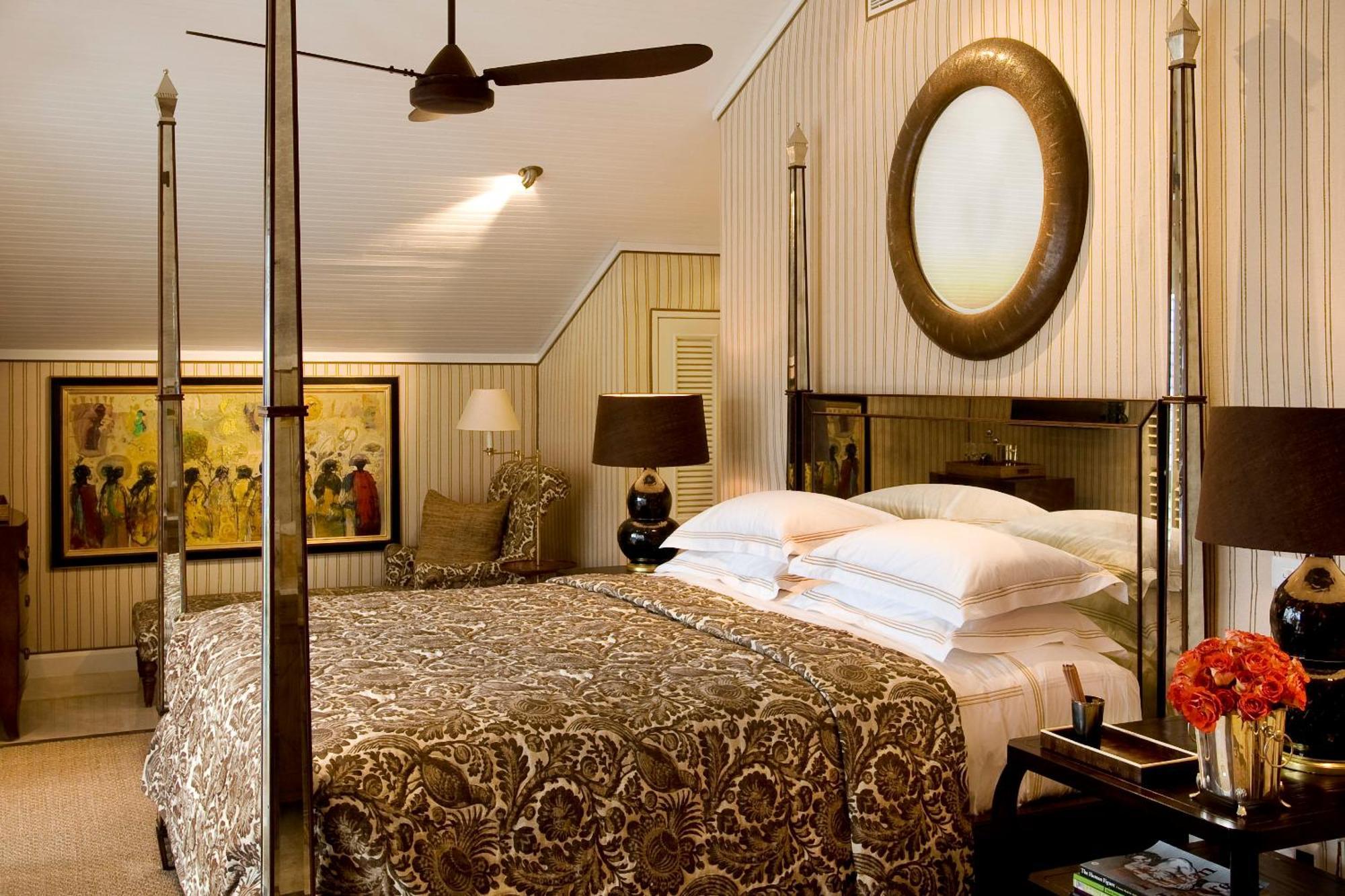 The Oyster Box Hotel Umhlanga Exterior photo A bedroom at the Mandarin Oriental, London