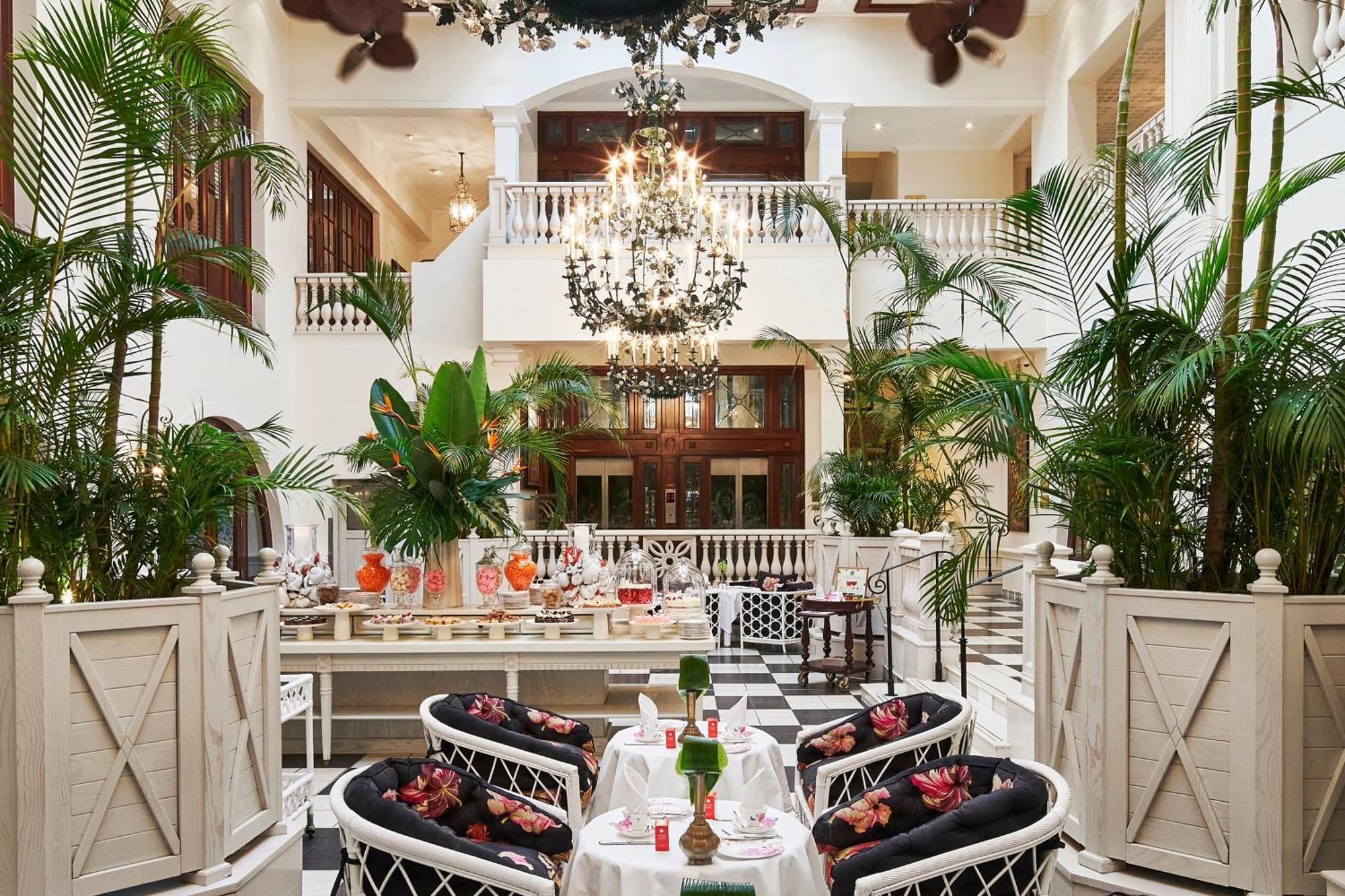 The Oyster Box Hotel Umhlanga Exterior photo The lobby of the Mandarin Oriental, Bangkok